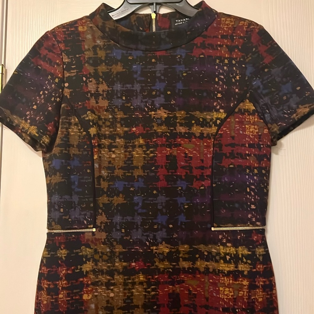 Tahari Arthur Levine Multicolor Dress Like Nee SZ 8 brass zipper embellishments